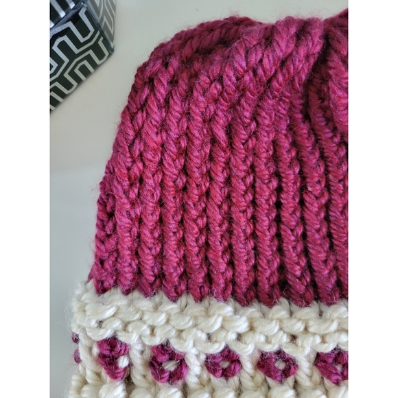 Two-Tone Waffle-Base Knit Beanie - Burgundy/Cream (Handmade) - Picture 5 of 11